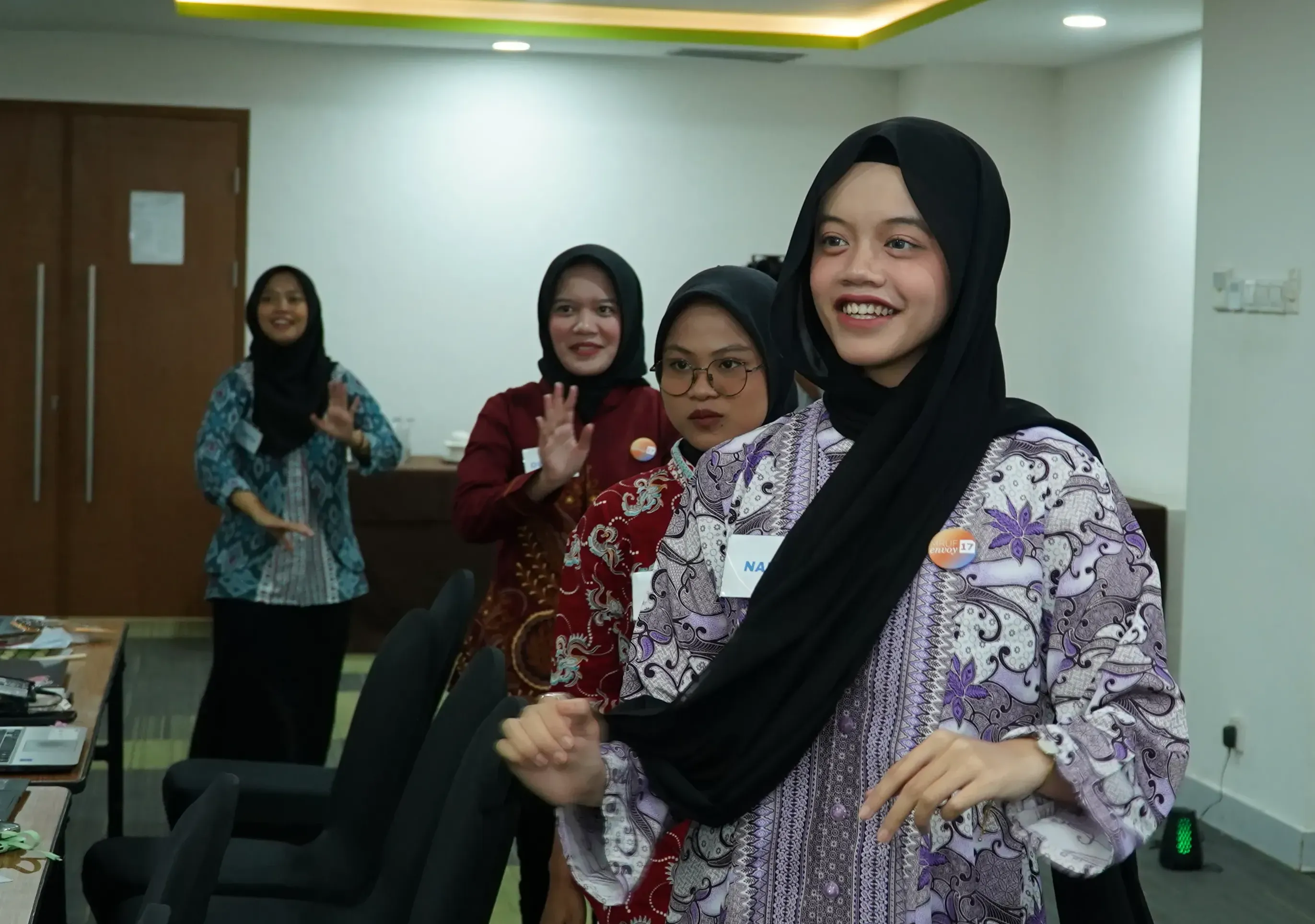 Program Mien R. Uno Foundation